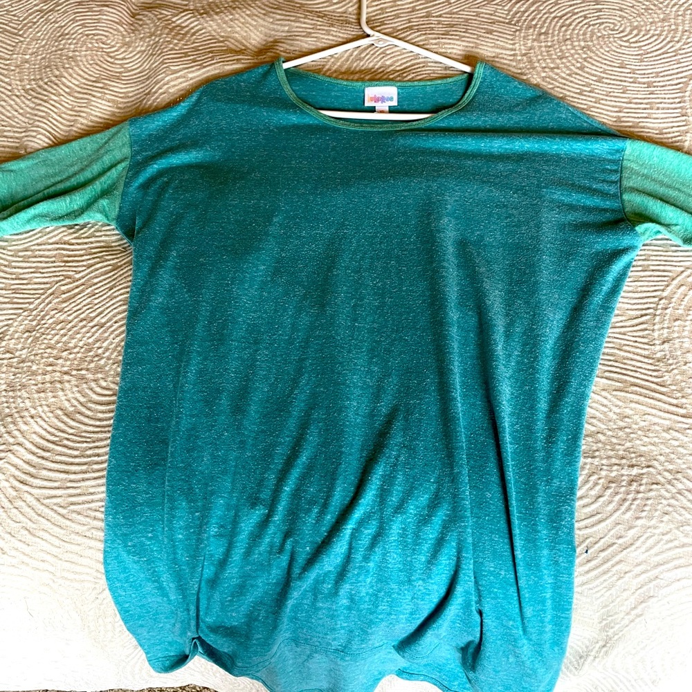 LuLaRoe Irma size XS